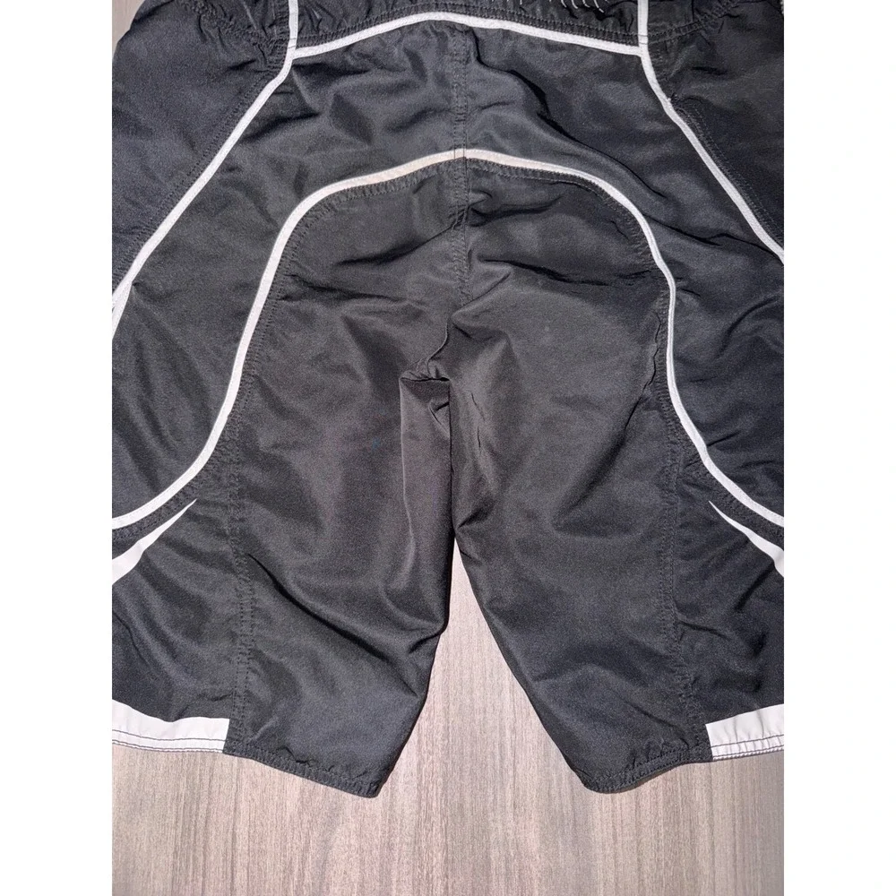Vtg Y2K Fox Racing Mens Board Shorts Black White Logo Swim Trunks Size 36 X10